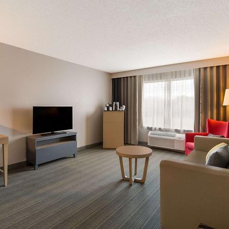 Country Inn & Suites By Radisson, Wichita East, Ks Dış mekan fotoğraf