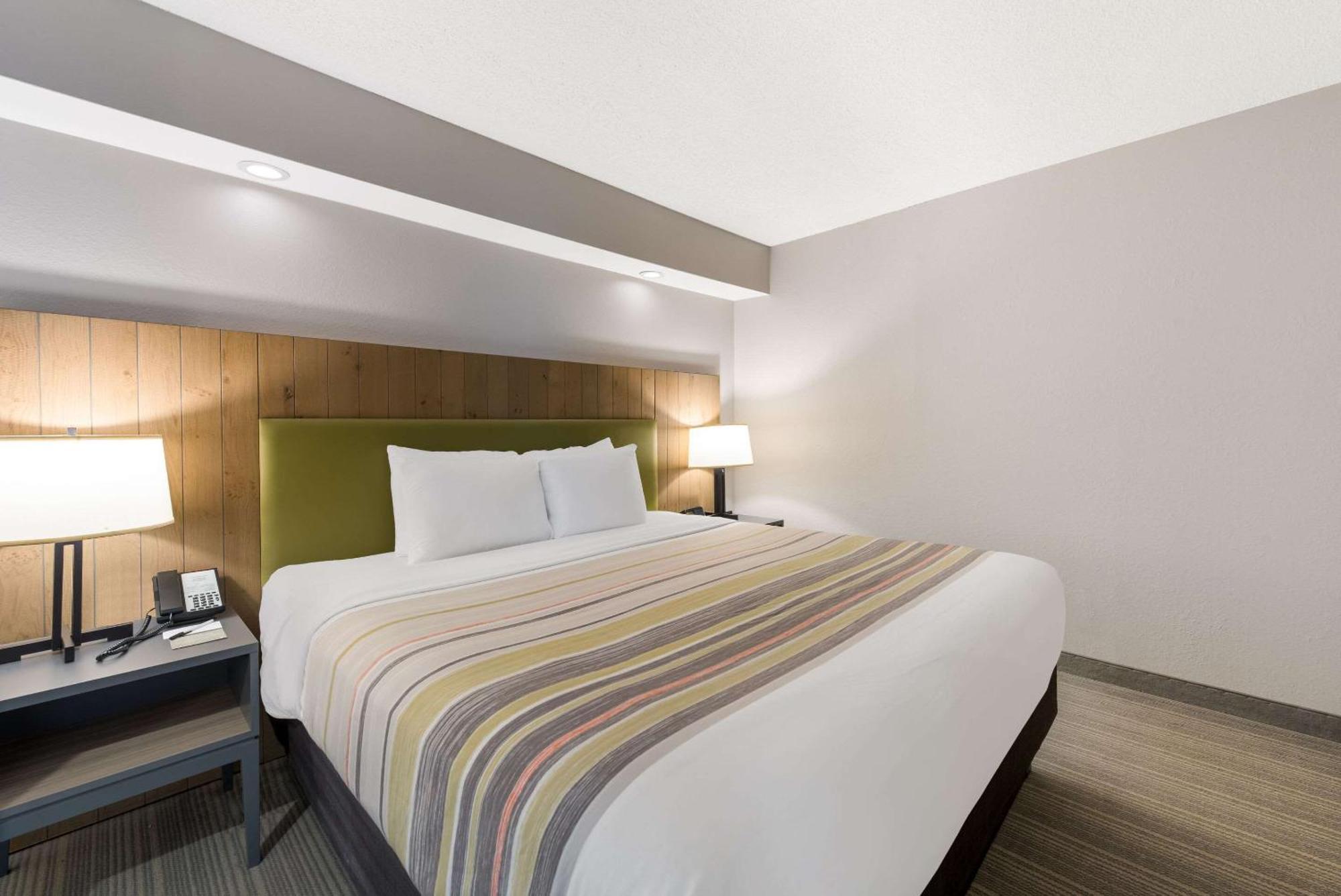 Country Inn & Suites By Radisson, Wichita East, Ks Dış mekan fotoğraf