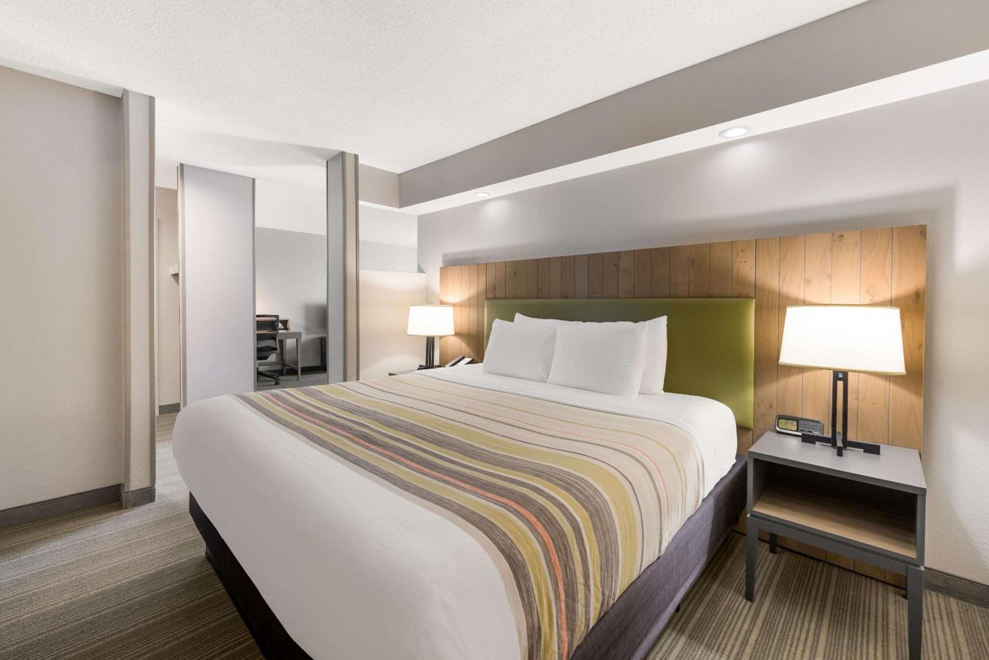 Country Inn & Suites By Radisson, Wichita East, Ks Dış mekan fotoğraf