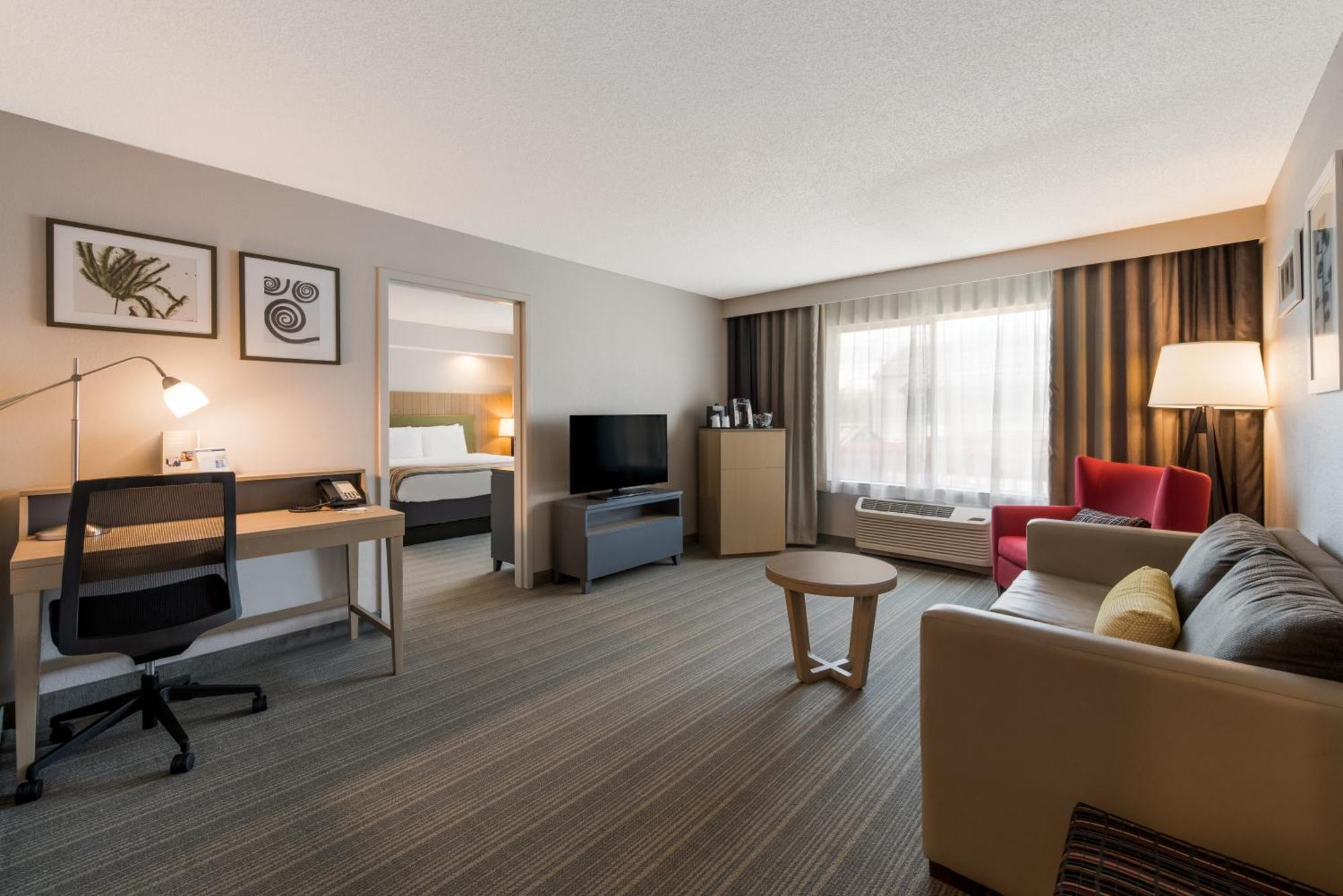 Country Inn & Suites By Radisson, Wichita East, Ks Dış mekan fotoğraf