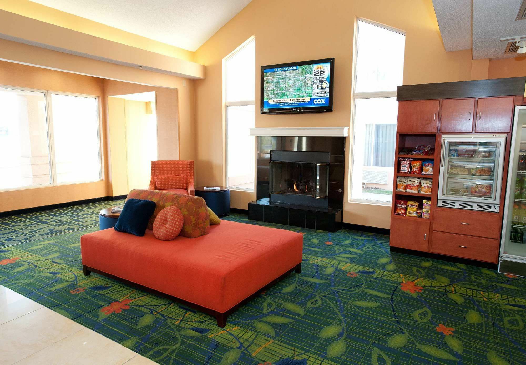 Country Inn & Suites By Radisson, Wichita East, Ks Dış mekan fotoğraf